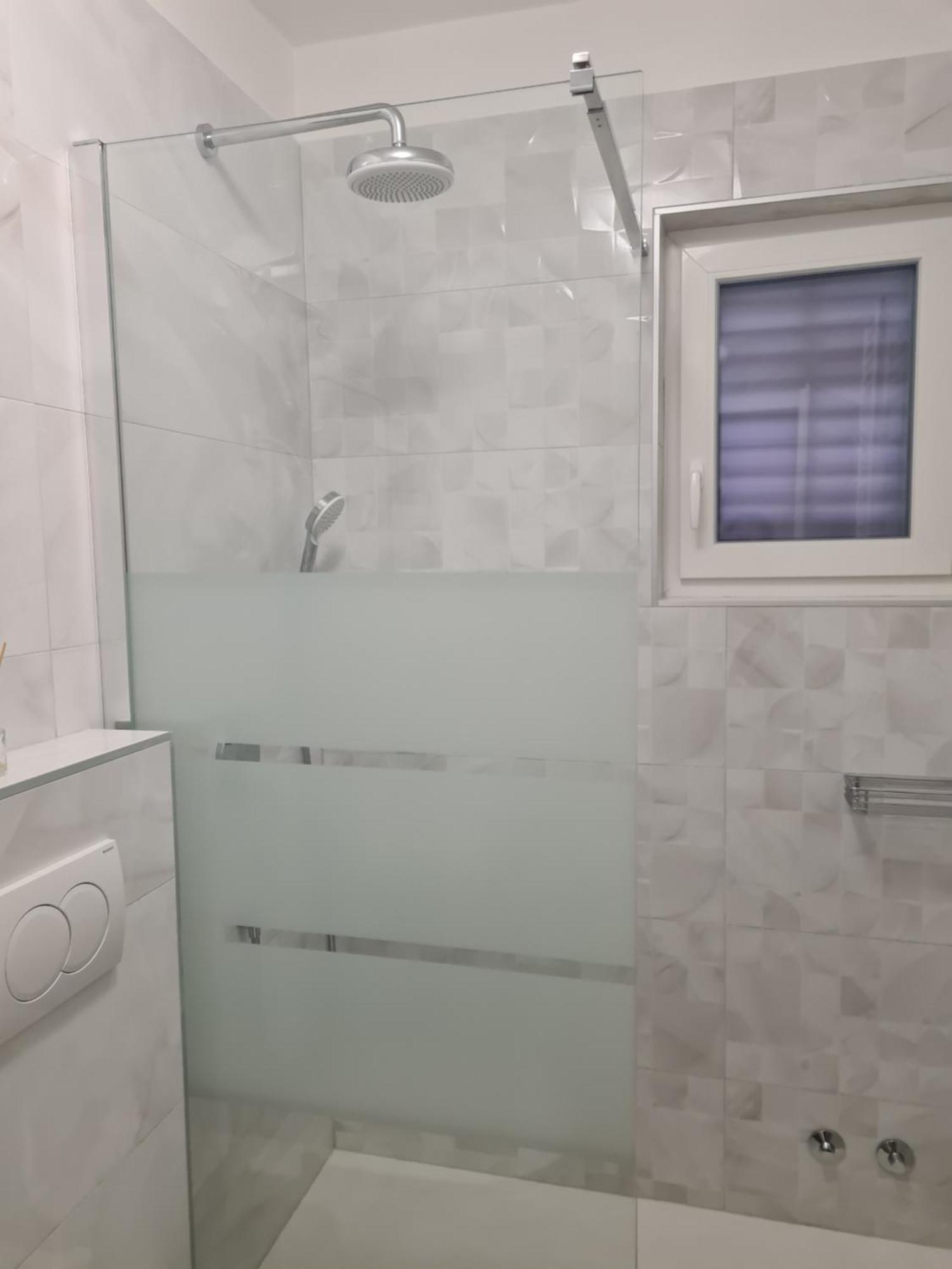Apartments Petrovic Šilo Екстериор снимка