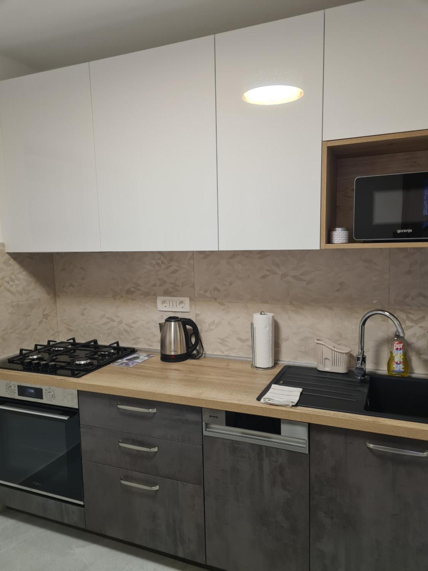 Apartments Petrovic Šilo Екстериор снимка