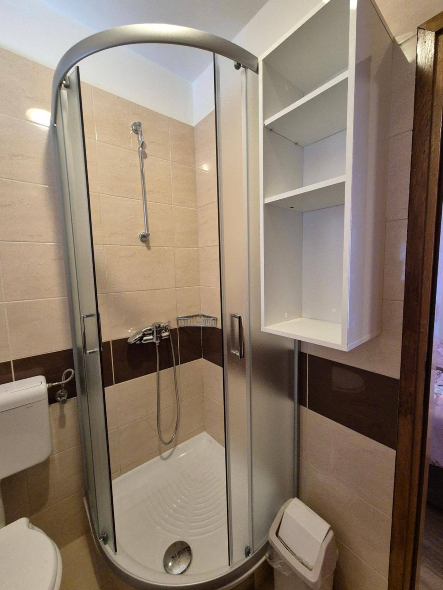 Apartments Petrovic Šilo Екстериор снимка