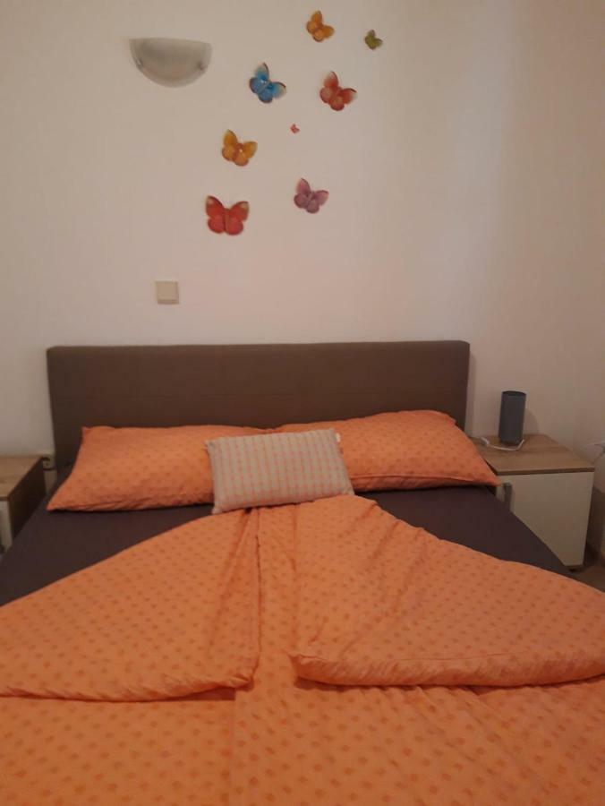 Apartments Petrovic Šilo Екстериор снимка